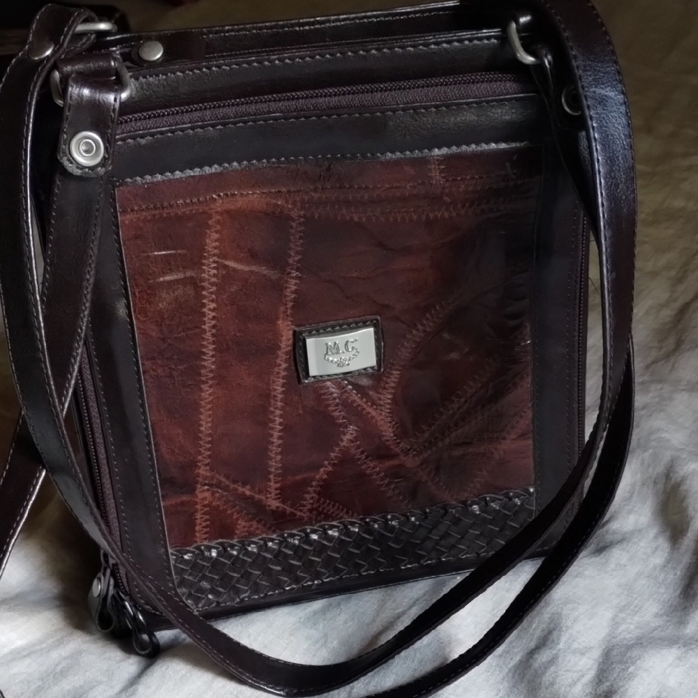 Elegant Dark Brown Vintage Marc Chantal Leather Shoulder Bag .